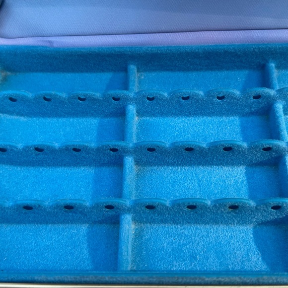 Vintage 1950's MELE Women's pierced Earring Jewelry storage travel case - Picture 6 of 16